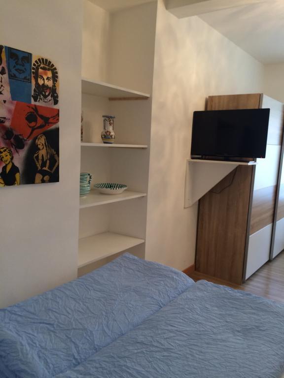 Rosengarten Apartments Болзано Стая снимка