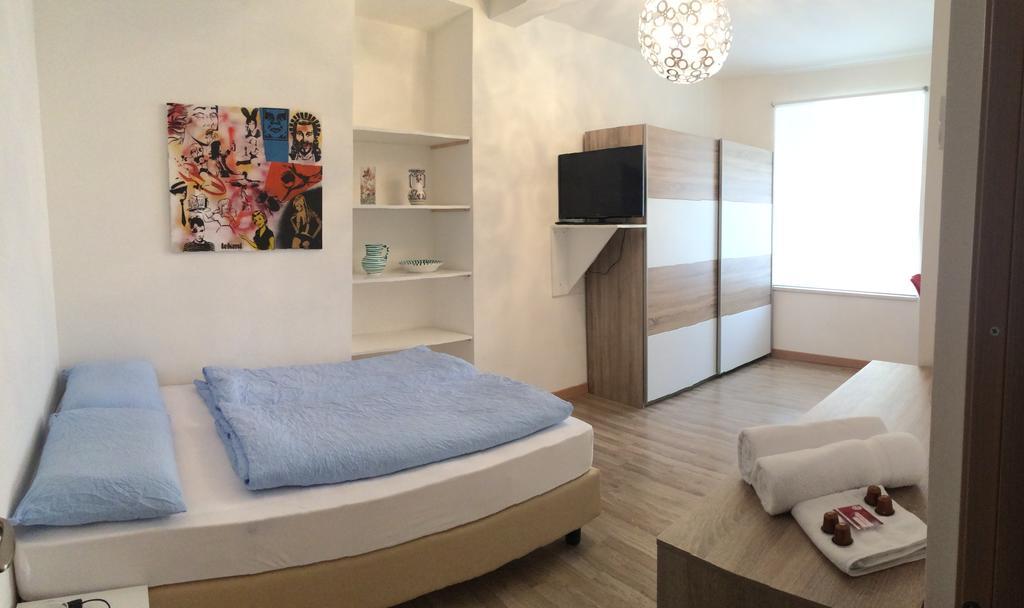 Rosengarten Apartments Болзано Стая снимка