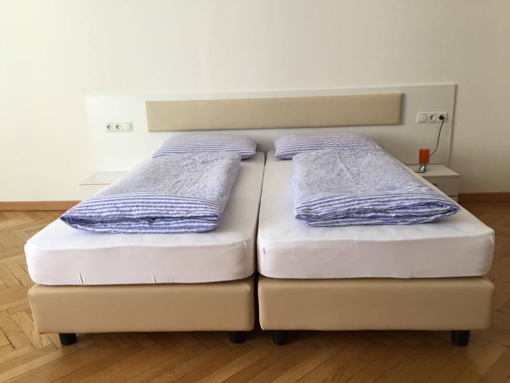 Rosengarten Apartments Болзано Стая снимка