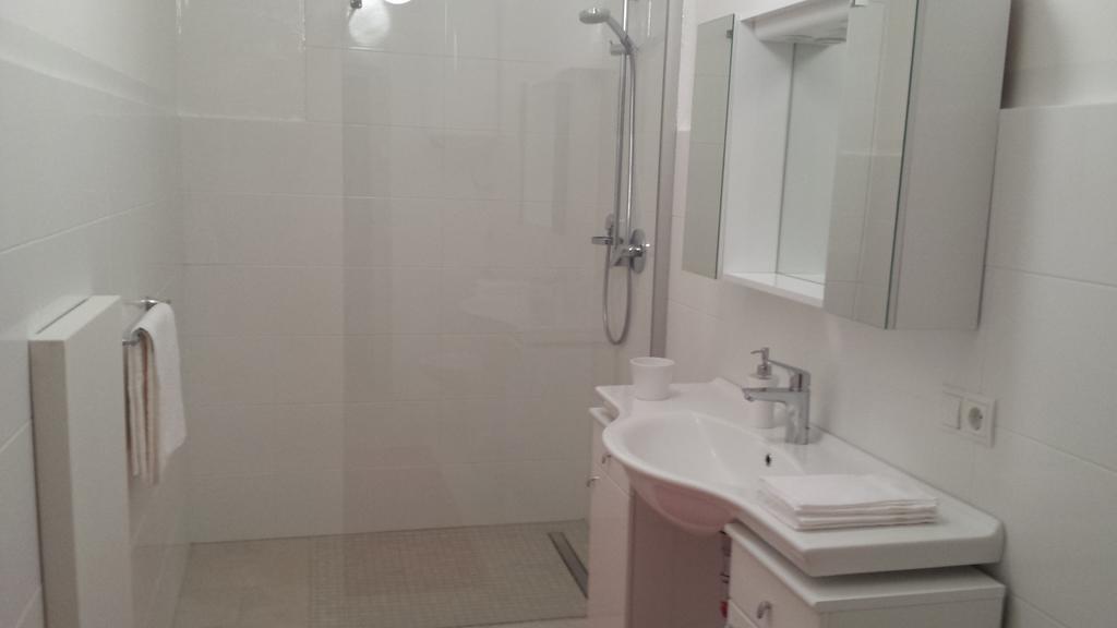 Rosengarten Apartments Болзано Стая снимка